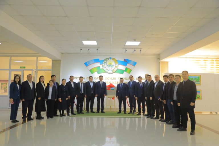 Toshkent davlat agrar universitetida xalqaro ilmiy hamkorlik doirasida “O‘zbekiston–Xitoy tuproq, o‘simlik va o‘g‘itlar tahlili laboratoriyasi”ning ramziy ochilish marosimi bo‘lib o‘tdi