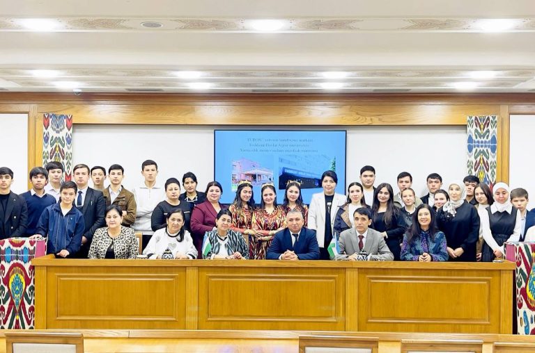 Toshkent davlat agrar universitetining “Ijtimoiy-gumanitar fanlar” kafedrasi hamda “TURON” axborot-kutubxona markazi o‘rtasidao‘zaro hamkorlik to‘g‘risidagi memorandum imzolandi.
