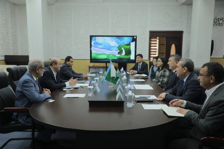 Toshkent davlat agrar universitetida Iqtisodiy hamkorlik tashkiloti ilmiy jamg‘armasi (ECOSF) raisi Seyed Komail Tayebi rahbarligidagi delegatsiya bilan uchrashuv bo‘lib o‘tdi.