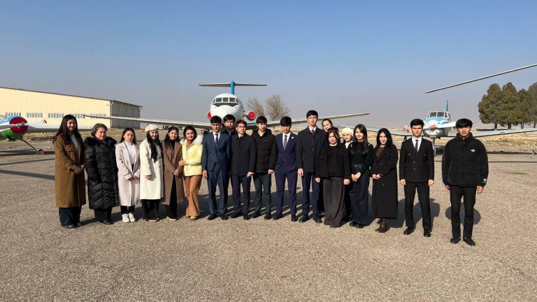 Toshkent davlat agrar universiteti talabalari Qurolli Kuchlar kuni munosabati bilan tashkil etilgan “Ochiq eshiklar kuni”da faol ishtirok etdi.