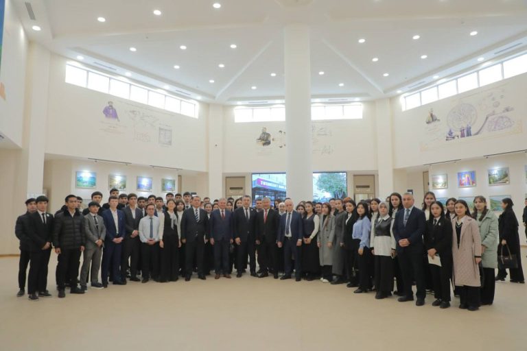 Toshkent davlat agrar universiteti “Renessans” ma’ruza zallari majmuasida “Yangi O‘zbekiston sharoitida yoshlarning ta’lim olishi va ilm bilan shug‘ullanishiga yaratilayotgan imkoniyatlar” mavzusida keng qamrovli seminar bo‘lib o‘tdi