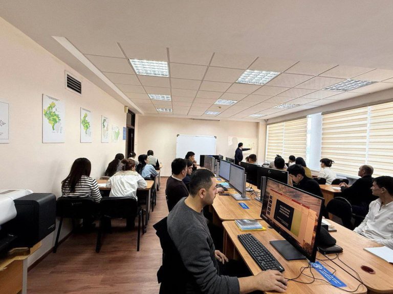 Toshkent davlat agrar universitetida tuproq degradatsiyasini GIS texnologiyalari asosida o‘rganish bo‘yicha mahorat darsi o‘tkazildi