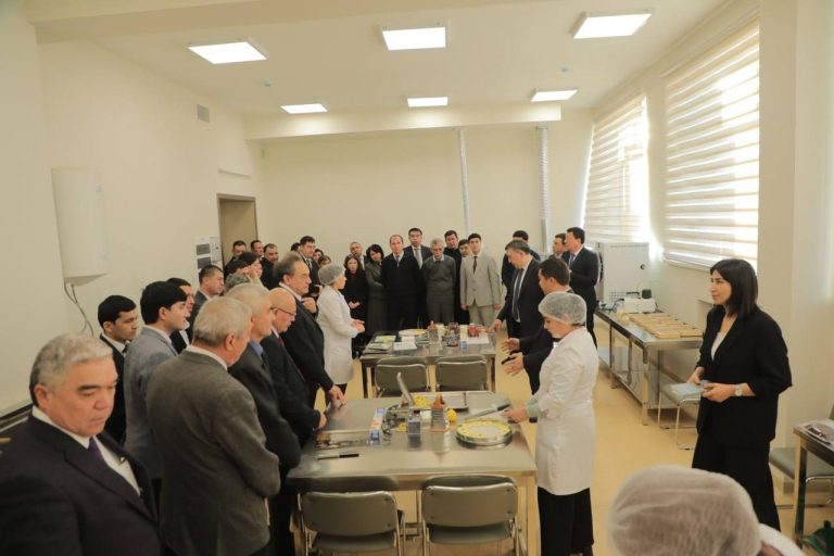 Yangi O‘zbekiston agrar ta’lim tizimida yangi imkoniyatlar:Universitetda ilmiy salohiyatni oshirish yo‘lida fakultetlar o‘rtasida ilmiy tajriba almashinuvi yo’lga qo’yildi