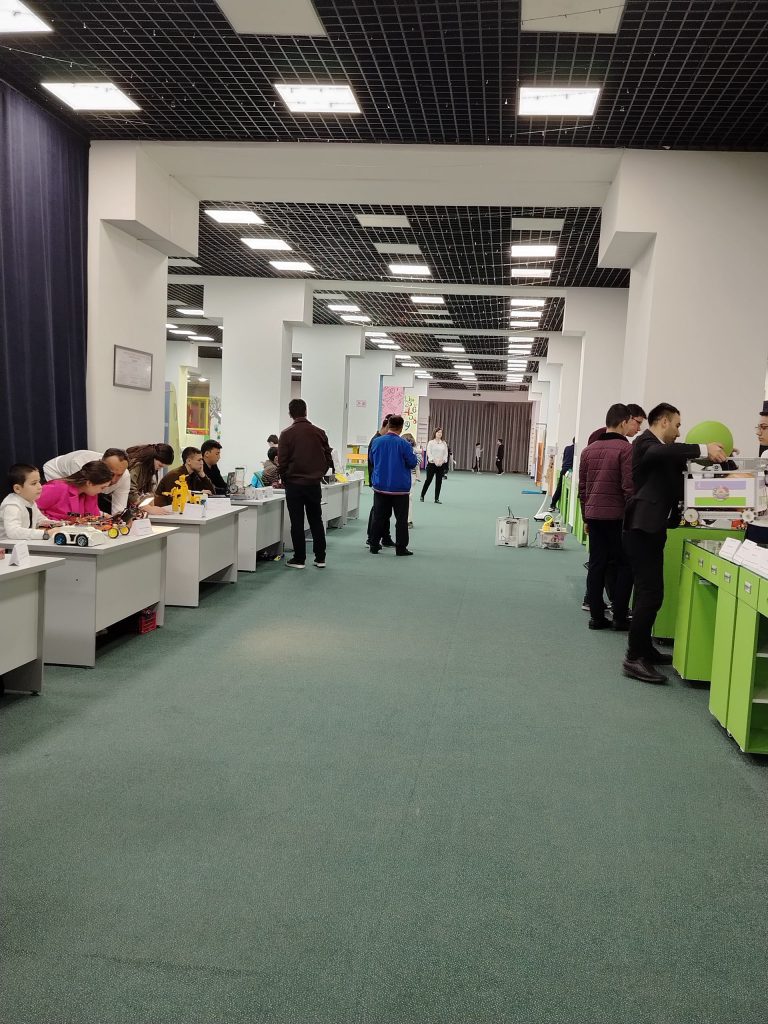 Toshkent davlat agrar universiteti vakillari “Robotlar kuni–2026” ko‘rgazmasida faol ishtirok etdi