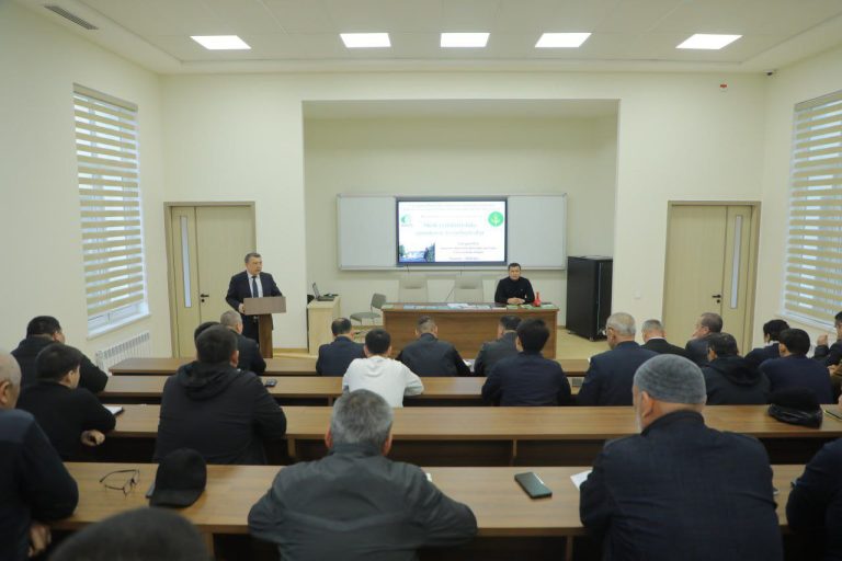 Toshkent davlat agrar universitetida Toshkent viloyatida baliqchilik va sholichilik yo‘nalishida faoliyat yuritayotgan fermerlar uchun bir haftalik (36 soatlik) malaka oshirish kurslari davom etmoqda