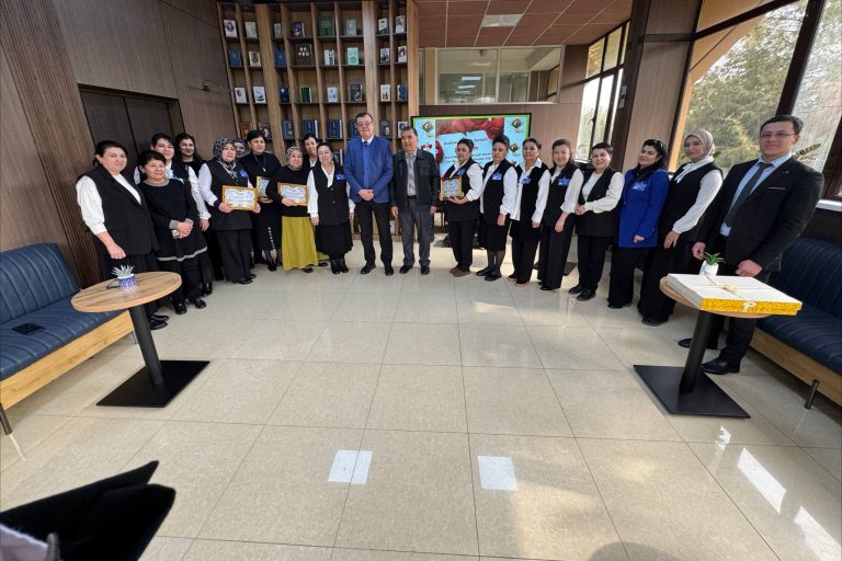 Toshkent davlat agrar universiteti Axborot-resurs markazida 8-mart — Xalqaro xotin-qizlar kuni munosabati bilan bayramona tadbir tashkil etildi