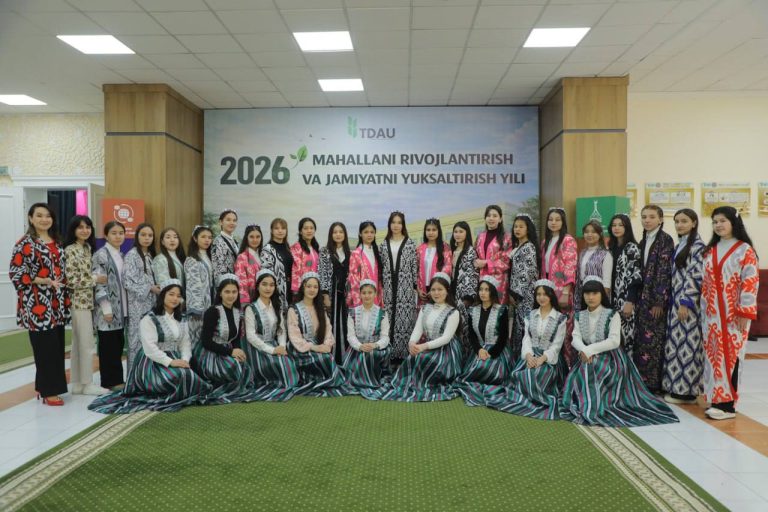 A national costume show titled &laquo;Tarannum&raquo; and &laquo;Yoshlik Fasli&raquo; was held at the Tashkent State Agricultural University