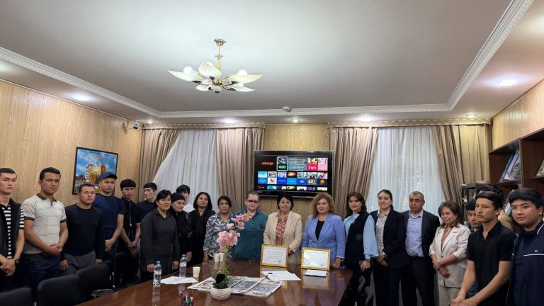 Toshkent davlat agrar universiteti &laquo;Oʻzbek tili va adabiyoti&raquo; kafedrasi oʻqituvchilari Toshkent davlat iqtisodiyot universitetining 6-son talabalar turar joyida ma’naviy-ma’rifiy tadbirga taklif etildilar