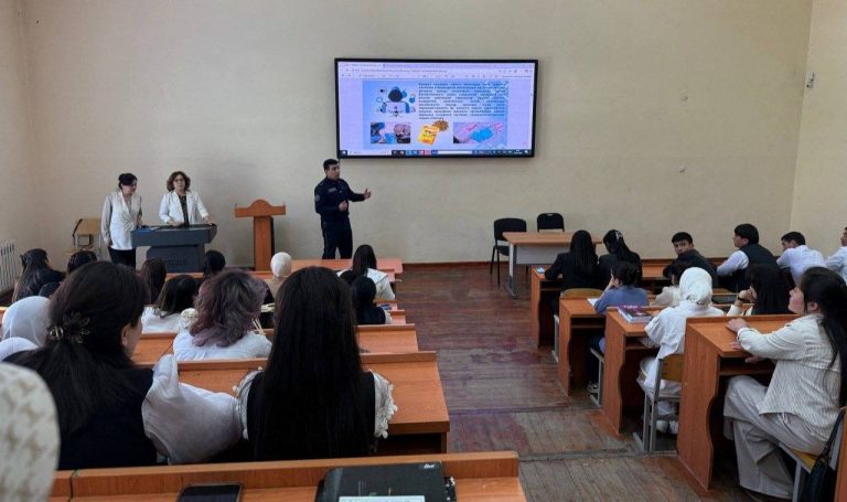 Toshkent davlat agrar universitetida talaba-yoshlar o‘rtasida sog‘lom turmush tarzini targ‘ib qilish, huquqbuzarliklar va zararli odatlarning oldini olishga qaratilgan qator profilaktik tadbirlar o‘tkazildi