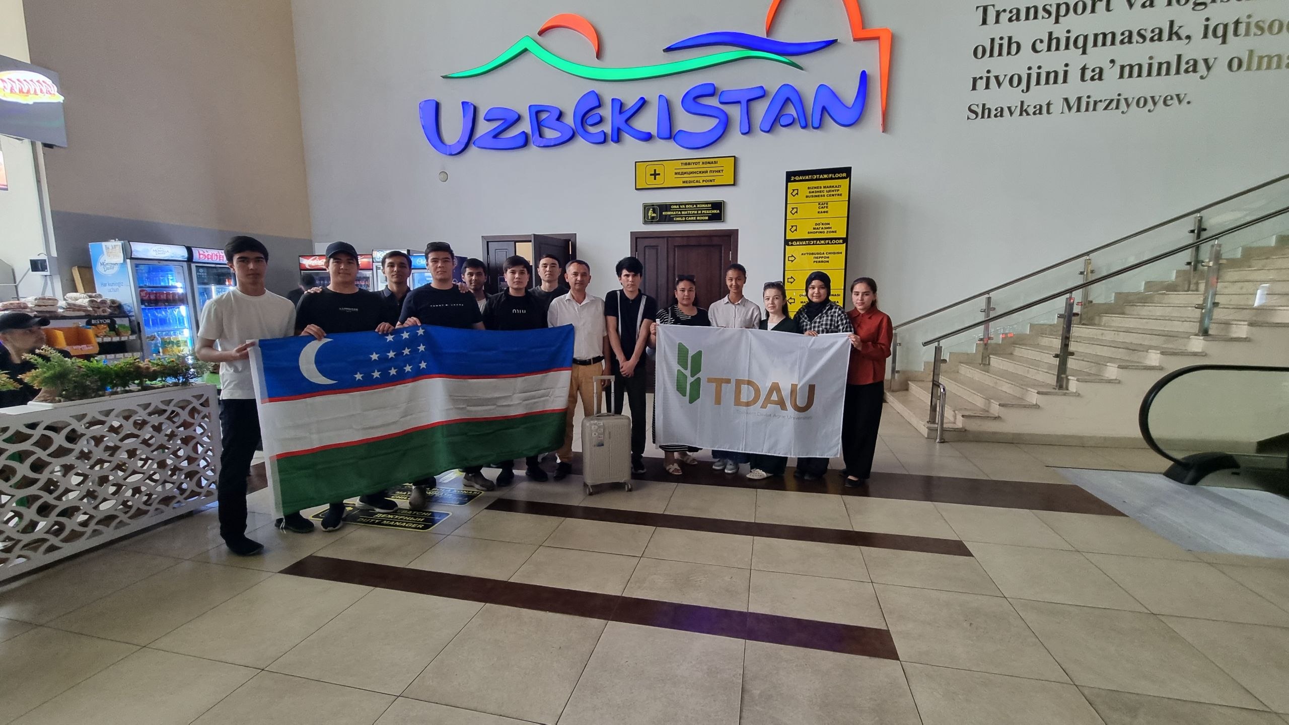 photo_5436385667467384179_w