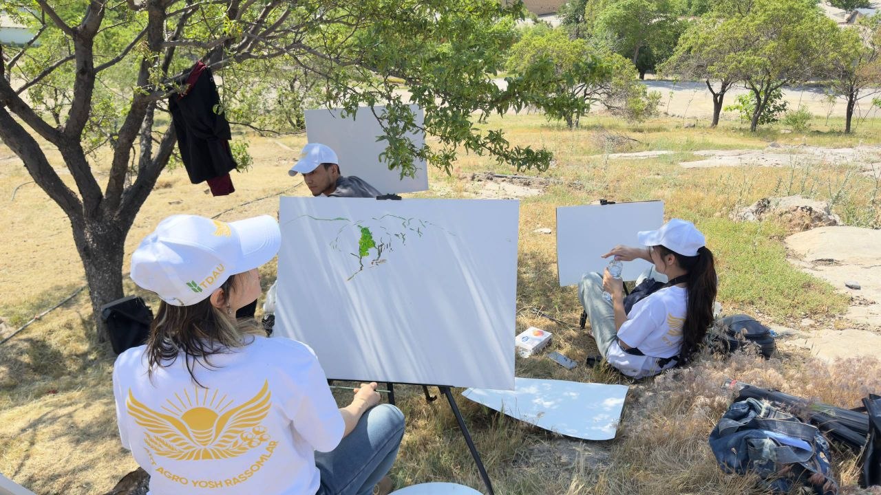 photo_5444944948877791806_y