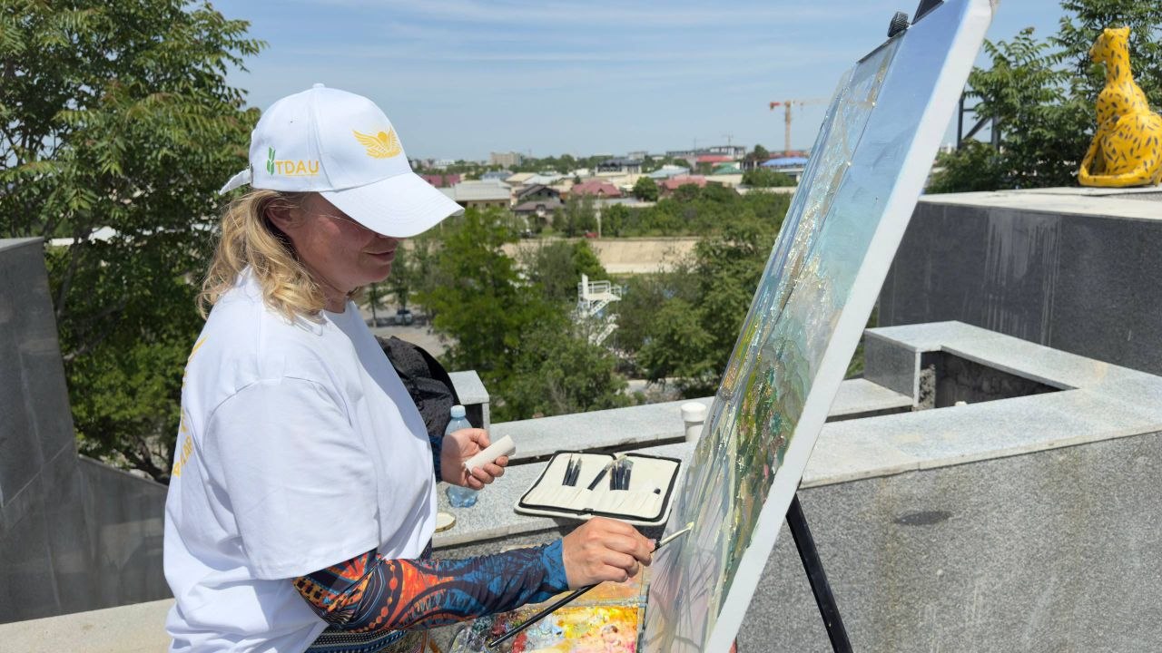 photo_5444944948877791809_y