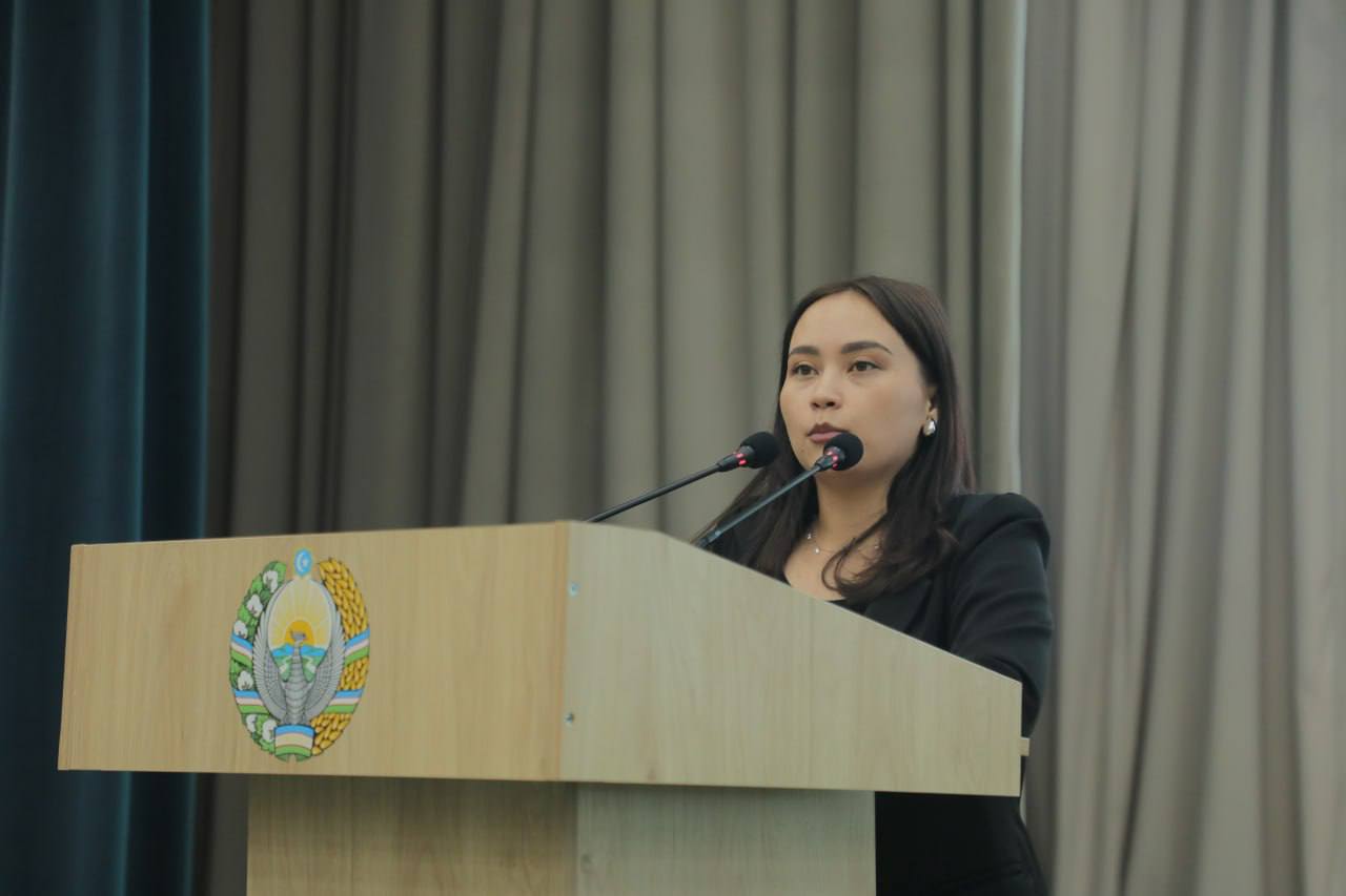 photo_5447152484758525528_y