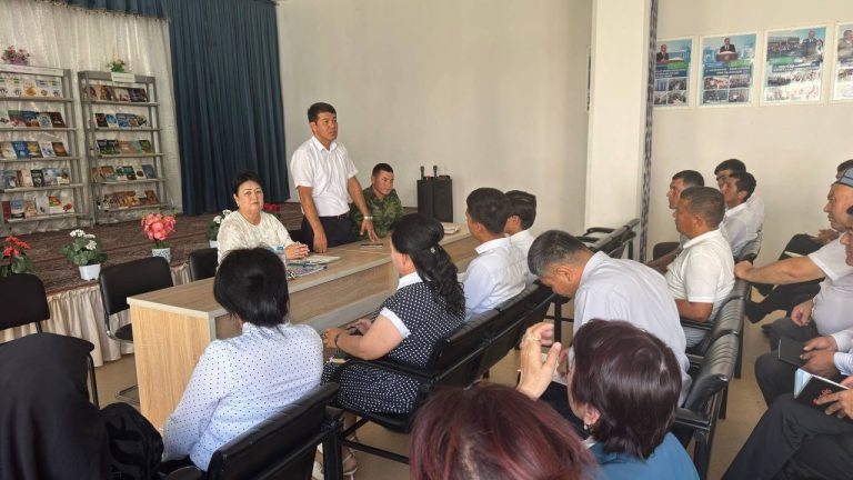 Yoshlarni oliy ta’limga yo‘naltirish bo‘yicha uchrashuv tashkil etildi