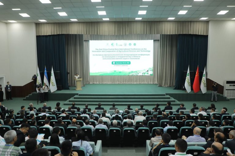 Xalqaro konferensiya davom etmoqda