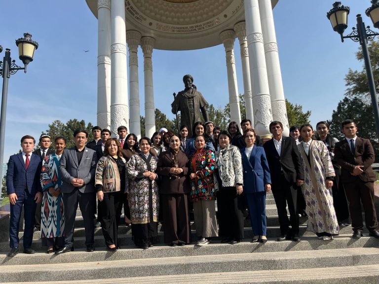 TDAU vakillari Adiblar xiyobonidagi adabiy-ma’rifiy kechada ishtirok etdi